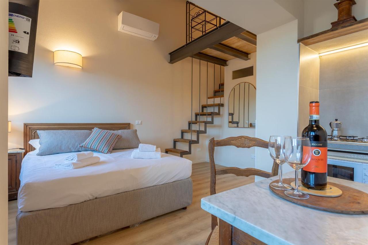 Ramaglianti Apartments Suite Tre Firenze Bagian luar foto