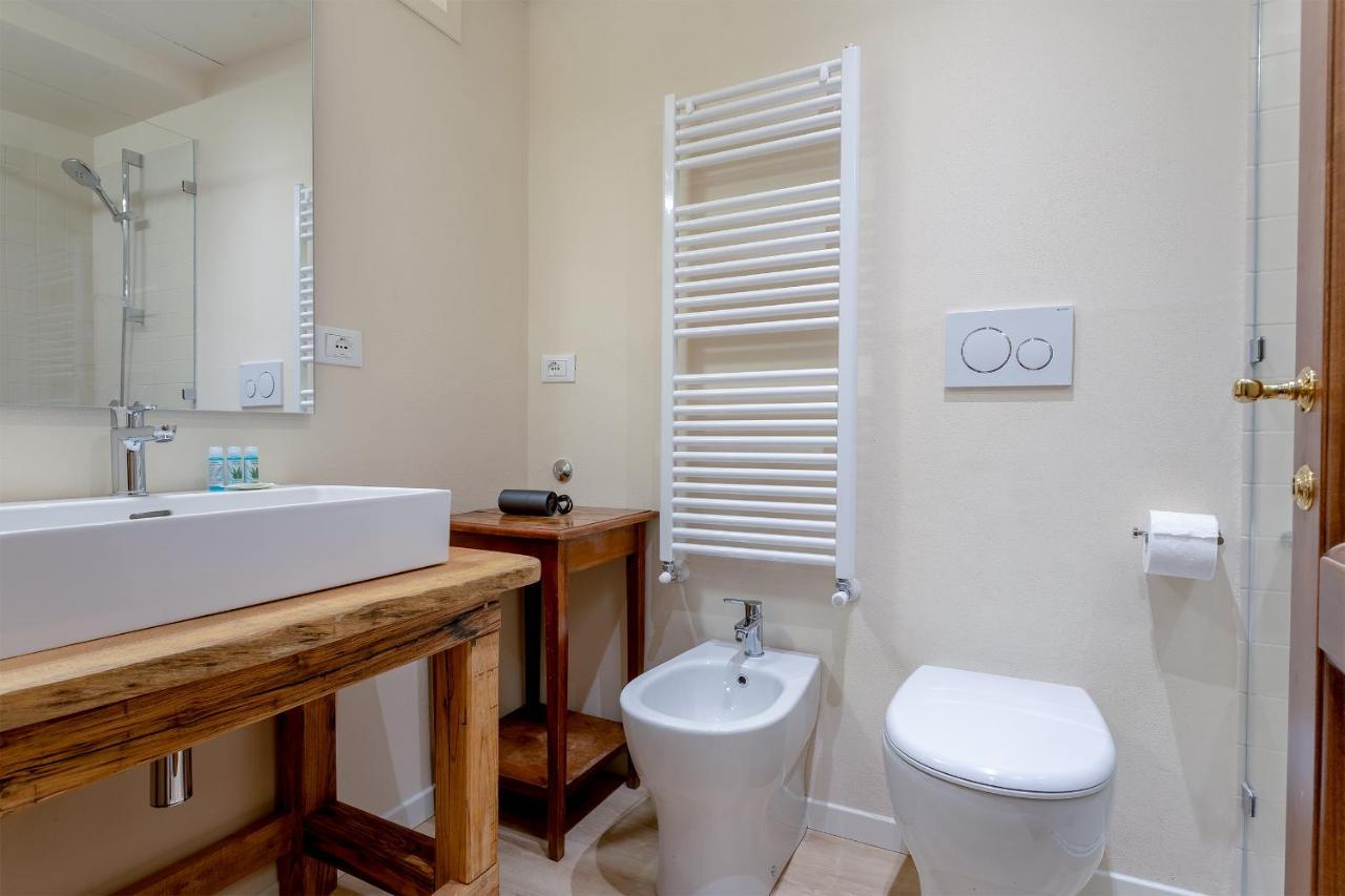 Ramaglianti Apartments Suite Tre Firenze Bagian luar foto